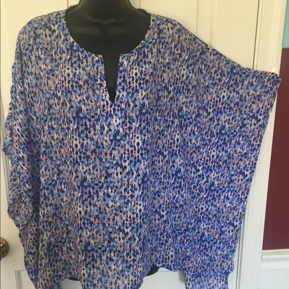Dana Buchanan blouse. Size large.